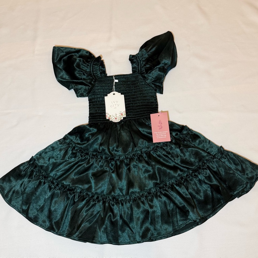 Ivy City Mini Ellie Dress in Emerald Satin 2T - Picture 10 of 11